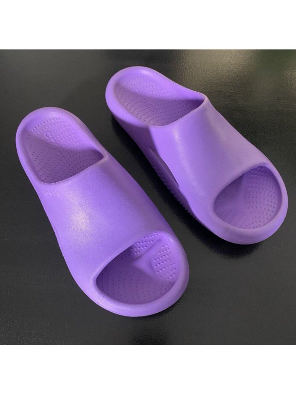 Crocs Mellow Recovery Slide Sandals Men 10 Women 12 Galaxy Purple Waterproof - Picture 2 of 12